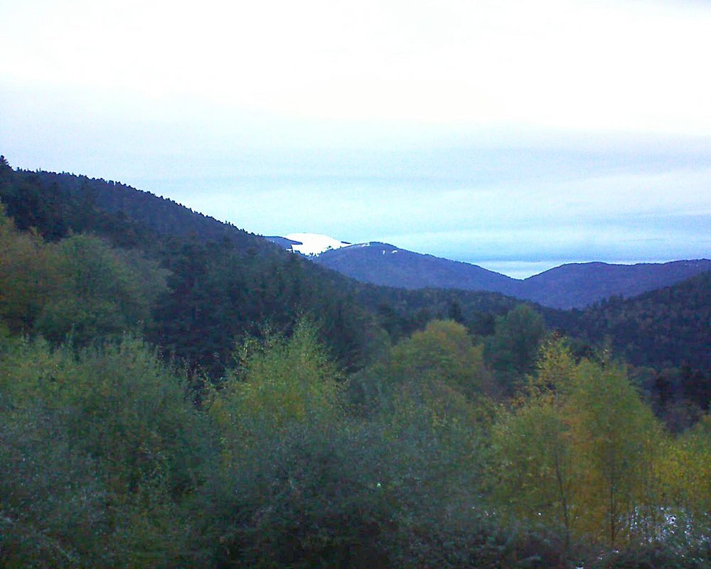 Le petit ballon vu depuis le Domaine Langmatt à Murbach le 31.10.2018 à 07:15 Le petit ballon (Alsace, Vosges) le 31.10.2018 à 07:15