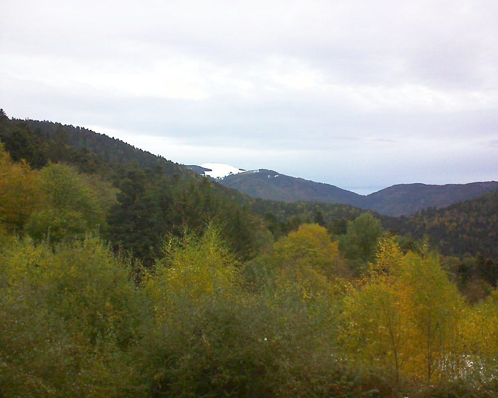 Le petit ballon vu depuis le Domaine Langmatt à Murbach le 31.10.2018 à 08:00 Le petit ballon (Alsace, Vosges) le 31.10.2018 à 08:00