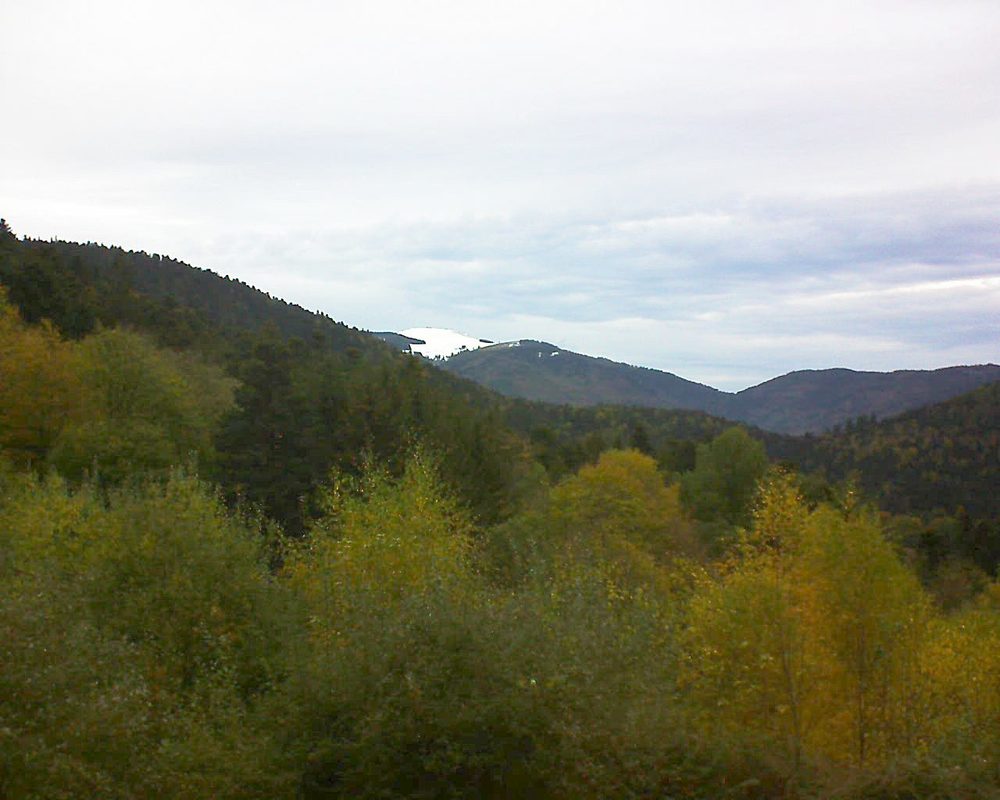 Le petit ballon vu depuis le Domaine Langmatt à Murbach le 31.10.2018 à 15:15 Le petit ballon (Alsace, Vosges) le 31.10.2018 à 15:15