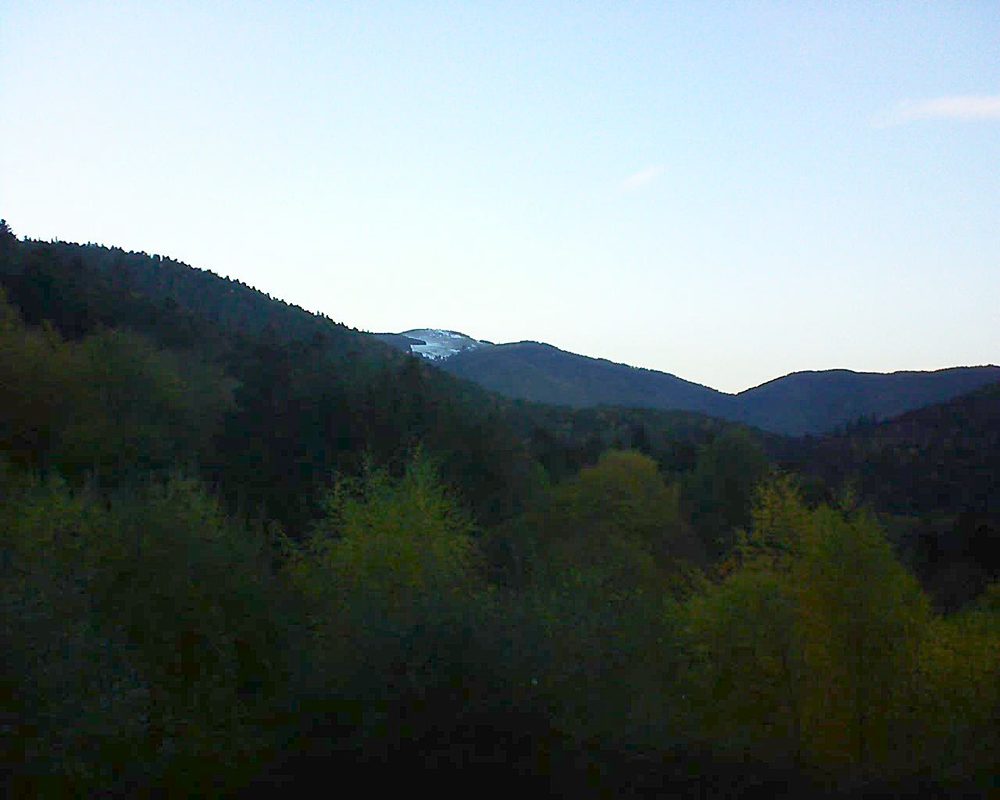 Le petit ballon vu depuis le Domaine Langmatt à Murbach le 02.11.2018 à 07:30 Le petit ballon (Alsace, Vosges) le 02.11.2018 à 07:30