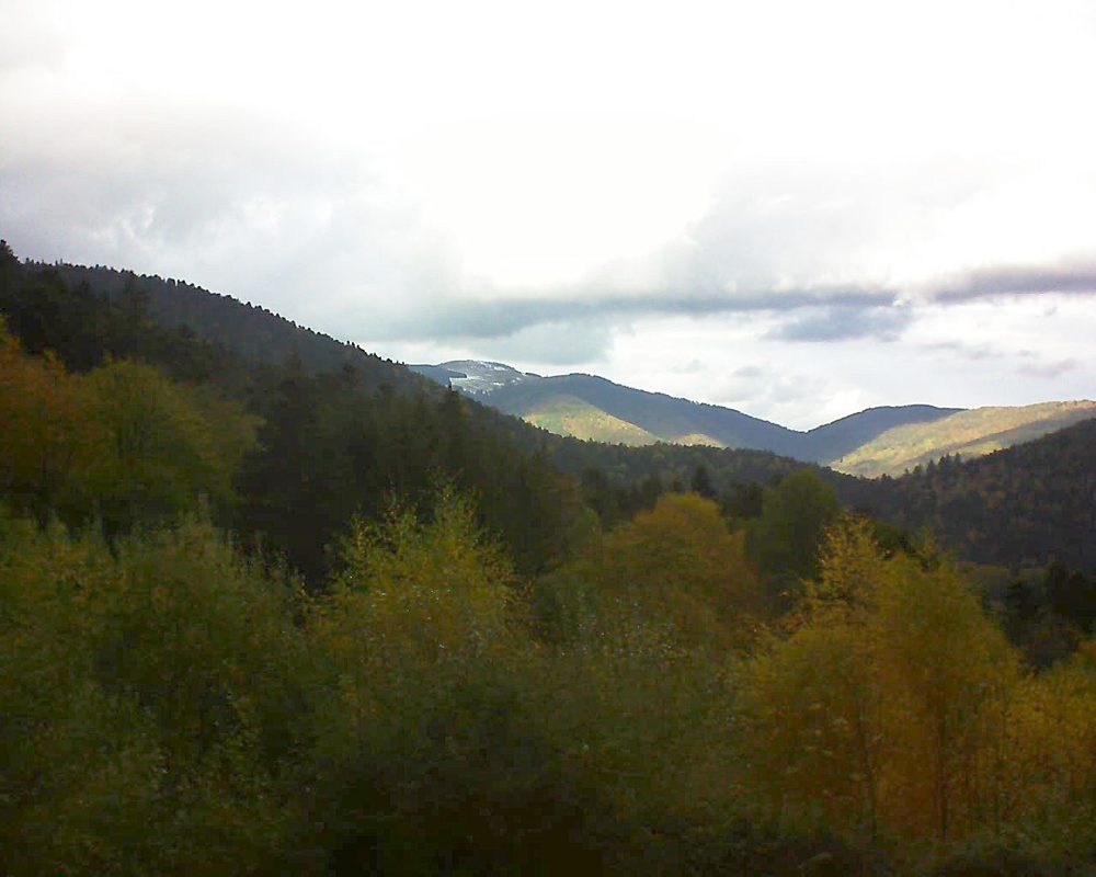 Le petit ballon vu depuis le Domaine Langmatt à Murbach le 02.11.2018 à 14:15 Le petit ballon (Alsace, Vosges) le 02.11.2018 à 14:15