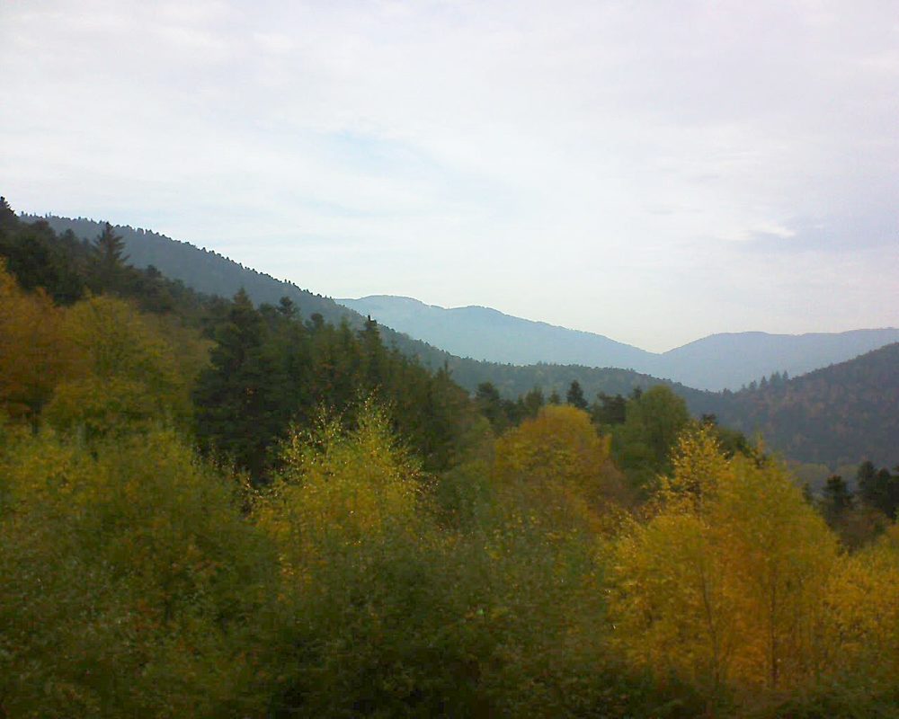 Le petit ballon vu depuis le Domaine Langmatt à Murbach le 04.11.2018 à 14:00 Le petit ballon (Alsace, Vosges) le 04.11.2018 à 14:00