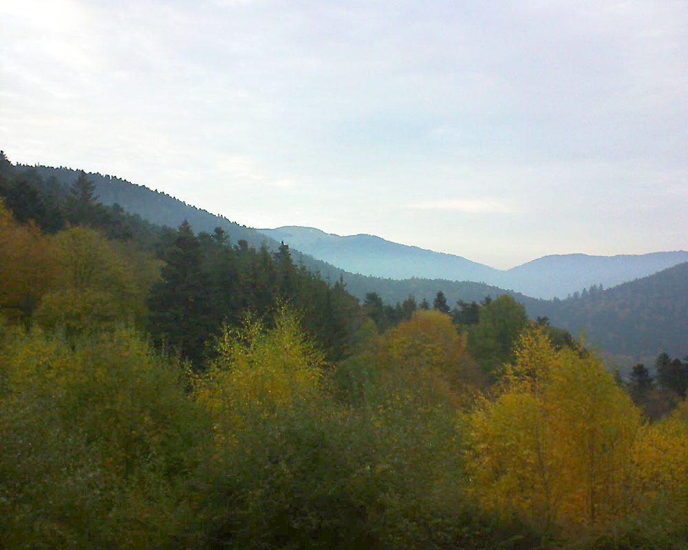 Le petit ballon vu depuis le Domaine Langmatt à Murbach le 04.11.2018 à 16:45 Le petit ballon (Alsace, Vosges) le 04.11.2018 à 16:45