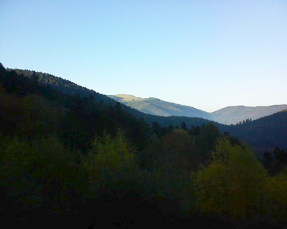 Le petit ballon vu depuis le Domaine Langmatt à Murbach le 05.11.2018 à 15:45 Le petit ballon (Alsace, Vosges) le 05.11.2018 à 15:45
