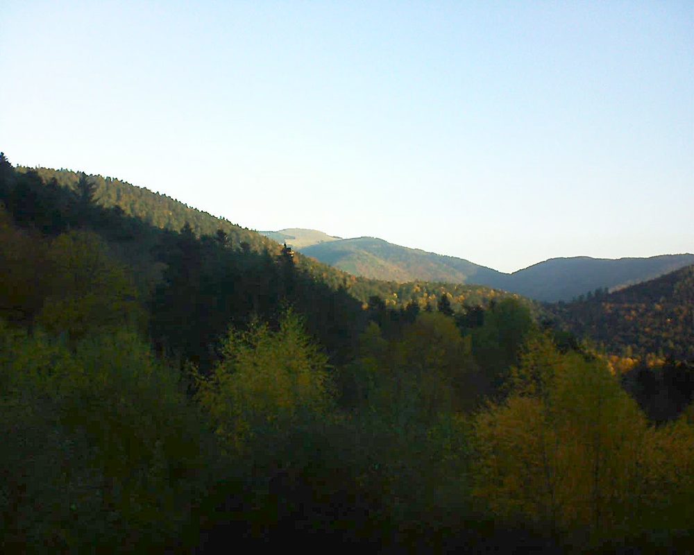 Le petit ballon vu depuis le Domaine Langmatt à Murbach le 07.11.2018 à 08:00 Le petit ballon (Alsace, Vosges) le 07.11.2018 à 08:00
