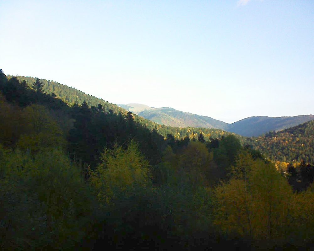 Le petit ballon vu depuis le Domaine Langmatt à Murbach le 07.11.2018 à 08:45 Le petit ballon (Alsace, Vosges) le 07.11.2018 à 08:45