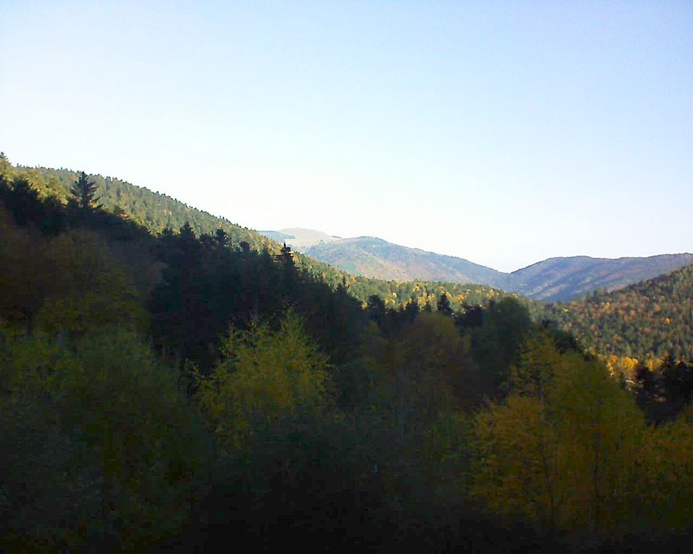 Le petit ballon vu depuis le Domaine Langmatt à Murbach le 07.11.2018 à 09:15 Le petit ballon (Alsace, Vosges) le 07.11.2018 à 09:15