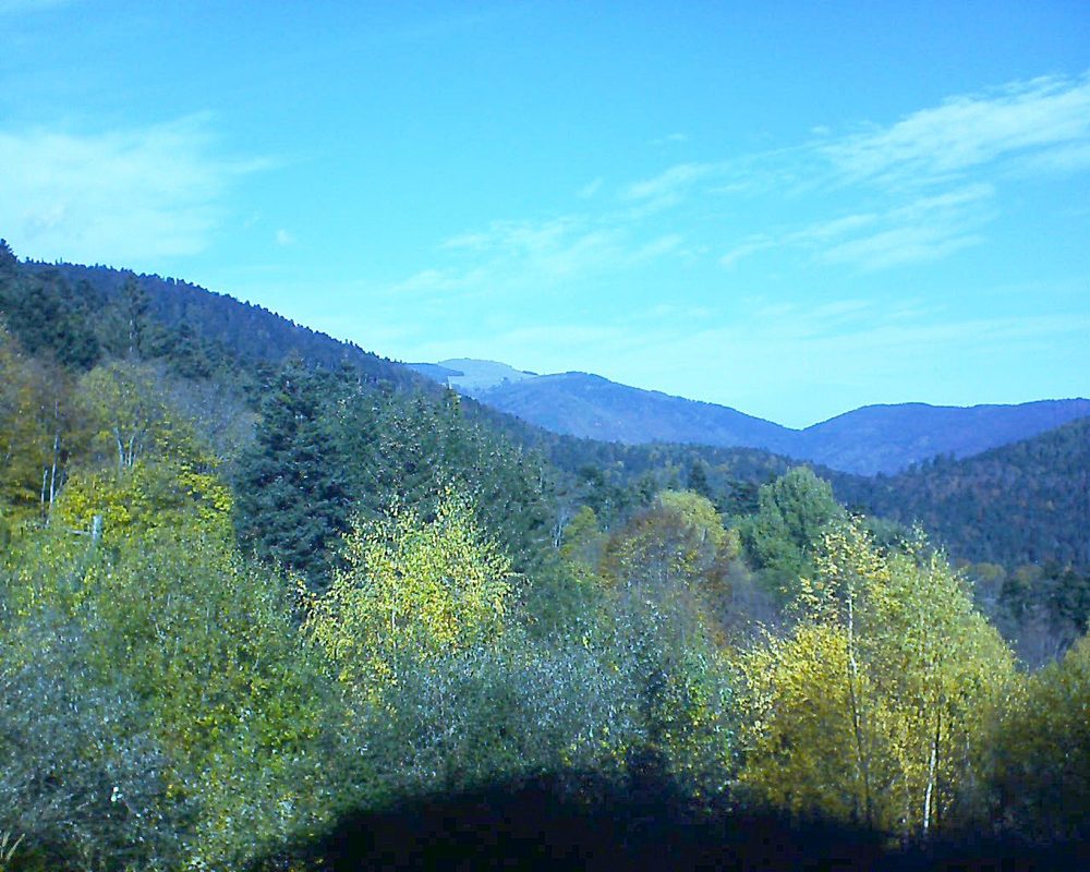 Le petit ballon vu depuis le Domaine Langmatt à Murbach le 07.11.2018 à 11:45 Le petit ballon (Alsace, Vosges) le 07.11.2018 à 11:45