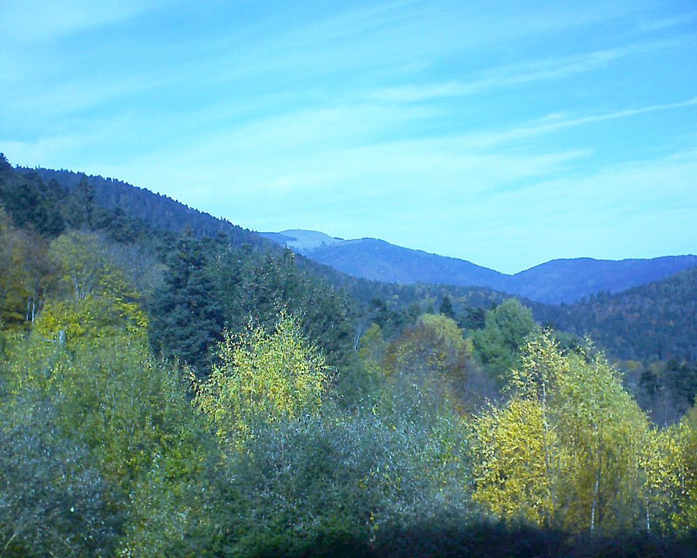 Le petit ballon vu depuis le Domaine Langmatt à Murbach le 07.11.2018 à 12:15 Le petit ballon (Alsace, Vosges) le 07.11.2018 à 12:15