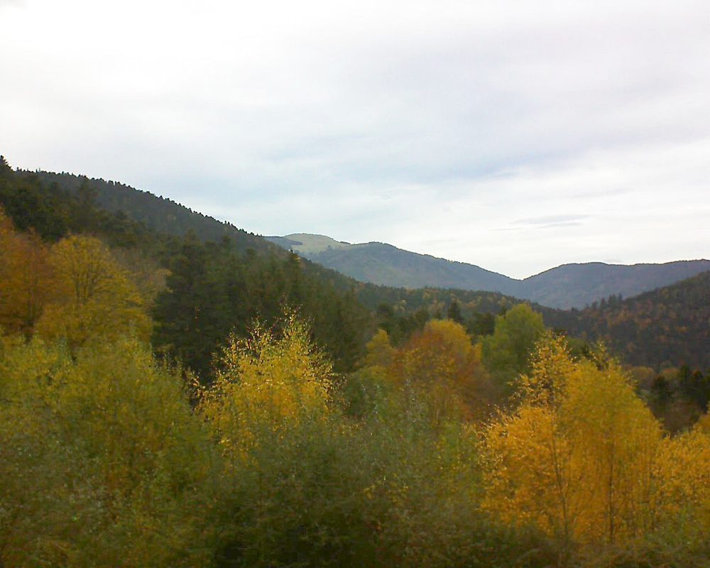 Le petit ballon vu depuis le Domaine Langmatt à Murbach le 07.11.2018 à 14:00 Le petit ballon (Alsace, Vosges) le 07.11.2018 à 14:00