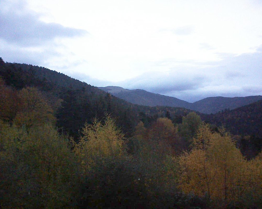 Le petit ballon vu depuis le Domaine Langmatt à Murbach le 08.11.2018 à 07:15 Le petit ballon (Alsace, Vosges) le 08.11.2018 à 07:15