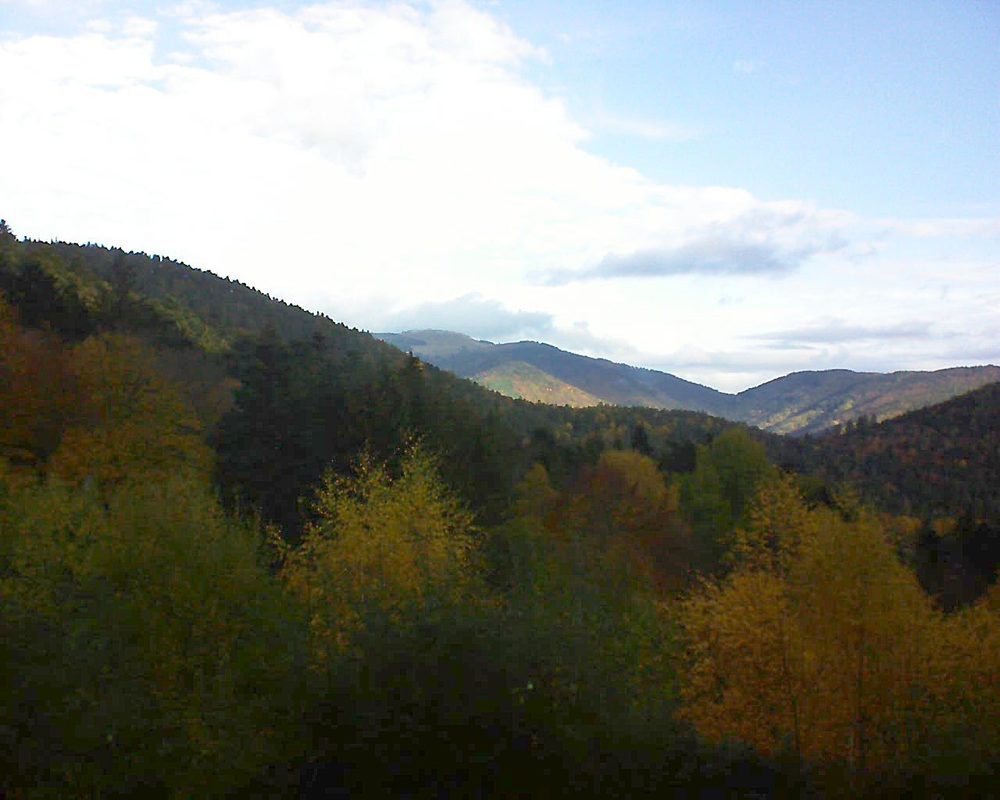 Le petit ballon vu depuis le Domaine Langmatt à Murbach le 08.11.2018 à 09:30 Le petit ballon (Alsace, Vosges) le 08.11.2018 à 09:30
