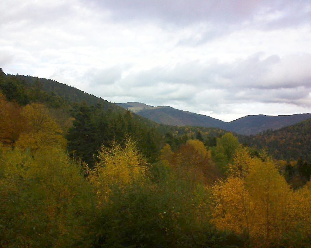 Le petit ballon vu depuis le Domaine Langmatt à Murbach le 08.11.2018 à 10:00 Le petit ballon (Alsace, Vosges) le 08.11.2018 à 10:00