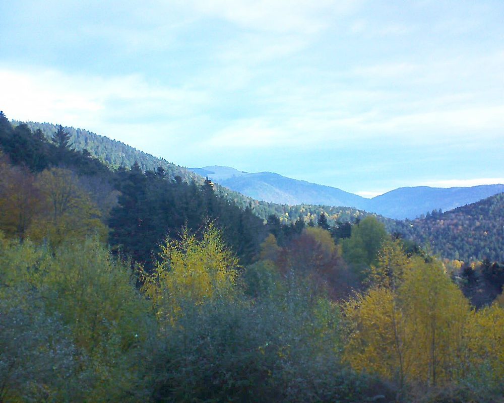 Le petit ballon vu depuis le Domaine Langmatt à Murbach le 09.11.2018 à 08:45 Le petit ballon (Alsace, Vosges) le 09.11.2018 à 08:45