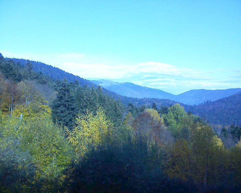 Le petit ballon vu depuis le Domaine Langmatt à Murbach le 09.11.2018 à 11:15 Le petit ballon (Alsace, Vosges) le 09.11.2018 à 11:15