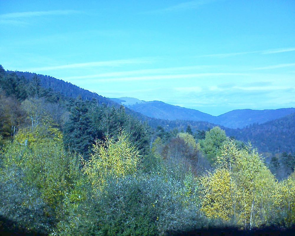 Le petit ballon vu depuis le Domaine Langmatt à Murbach le 09.11.2018 à 12:45 Le petit ballon (Alsace, Vosges) le 09.11.2018 à 12:45