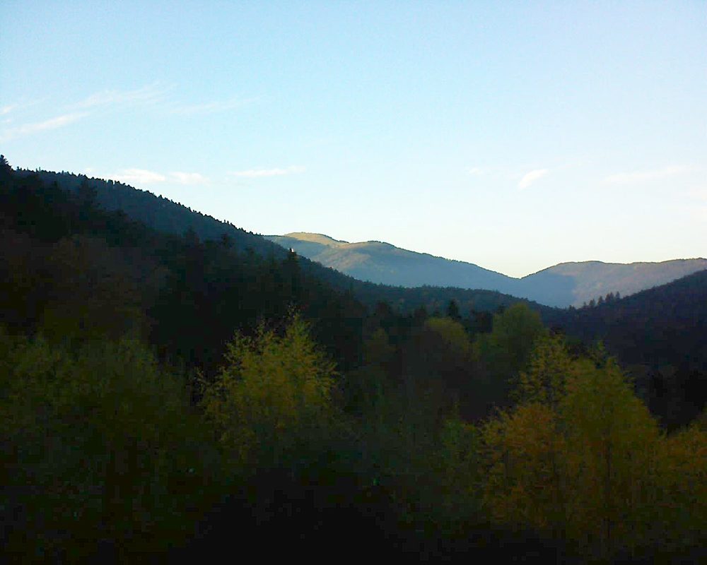 Le petit ballon vu depuis le Domaine Langmatt à Murbach le 09.11.2018 à 16:30 Le petit ballon (Alsace, Vosges) le 09.11.2018 à 16:30