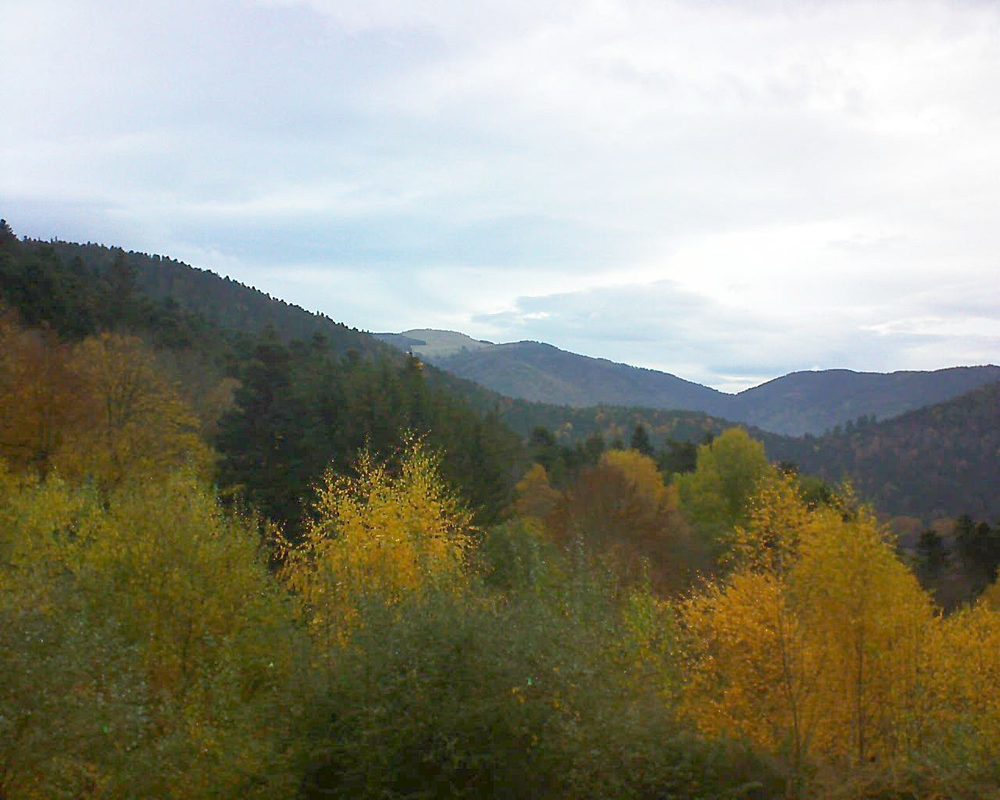 Le petit ballon vu depuis le Domaine Langmatt à Murbach le 10.11.2018 à 08:45 Le petit ballon (Alsace, Vosges) le 10.11.2018 à 08:45