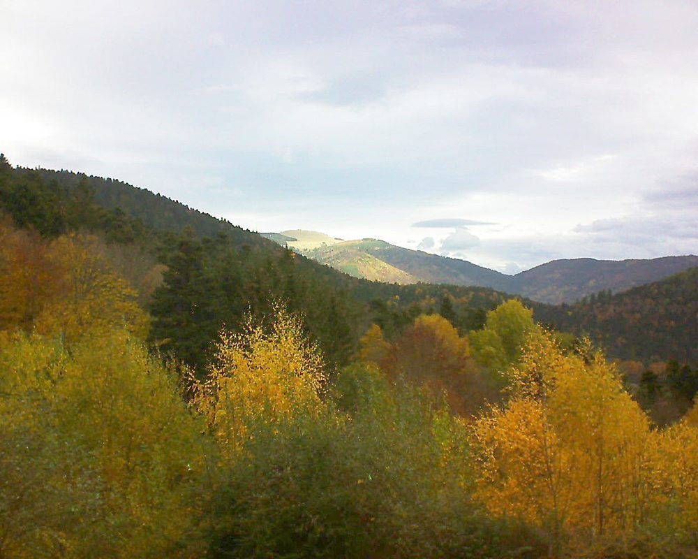 Le petit ballon vu depuis le Domaine Langmatt à Murbach le 10.11.2018 à 10:15 Le petit ballon (Alsace, Vosges) le 10.11.2018 à 10:15