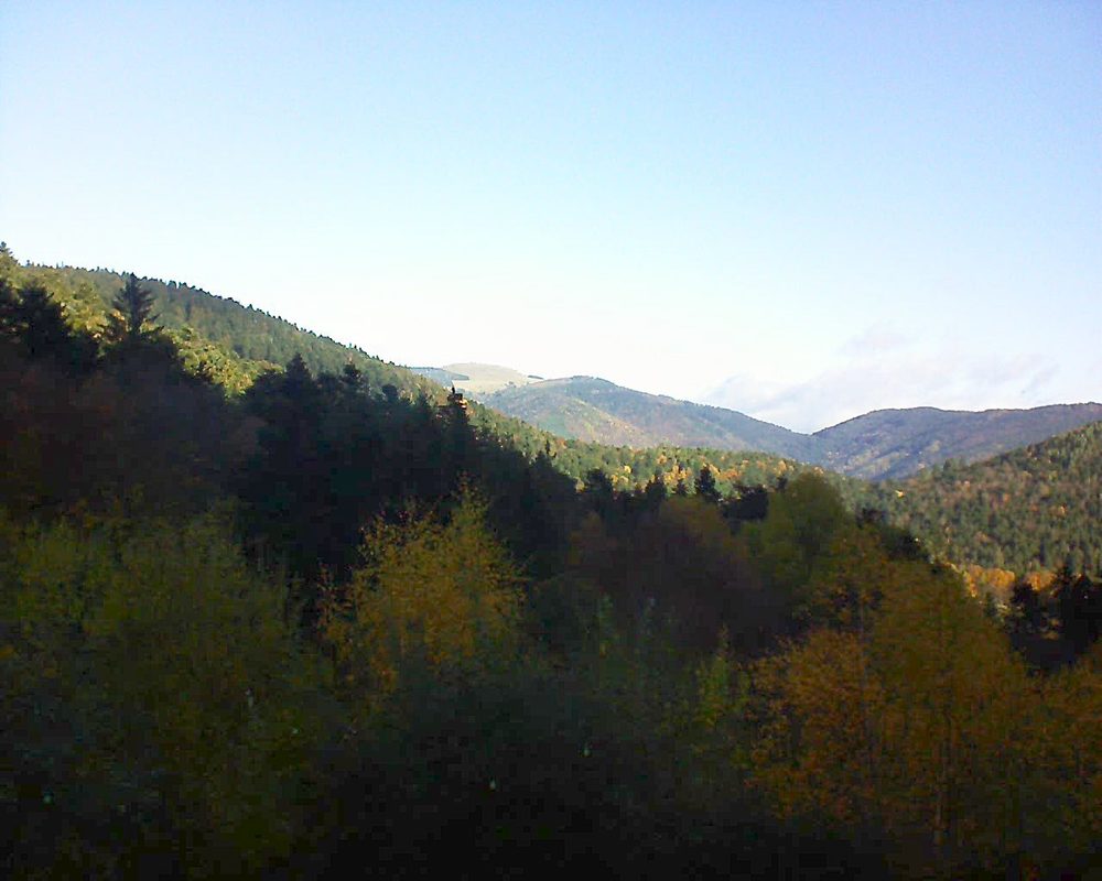 Le petit ballon vu depuis le Domaine Langmatt à Murbach le 11.11.2018 à 09:45 Le petit ballon (Alsace, Vosges) le 11.11.2018 à 09:45