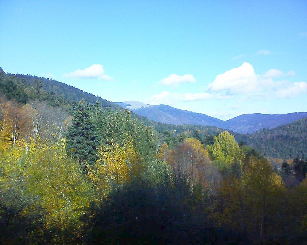 Le petit ballon vu depuis le Domaine Langmatt à Murbach le 11.11.2018 à 11:15 Le petit ballon (Alsace, Vosges) le 11.11.2018 à 11:15