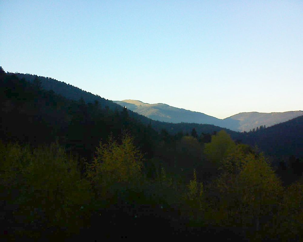 Le petit ballon vu depuis le Domaine Langmatt à Murbach le 14.11.2018 à 16:15 Le petit ballon (Alsace, Vosges) le 14.11.2018 à 16:15