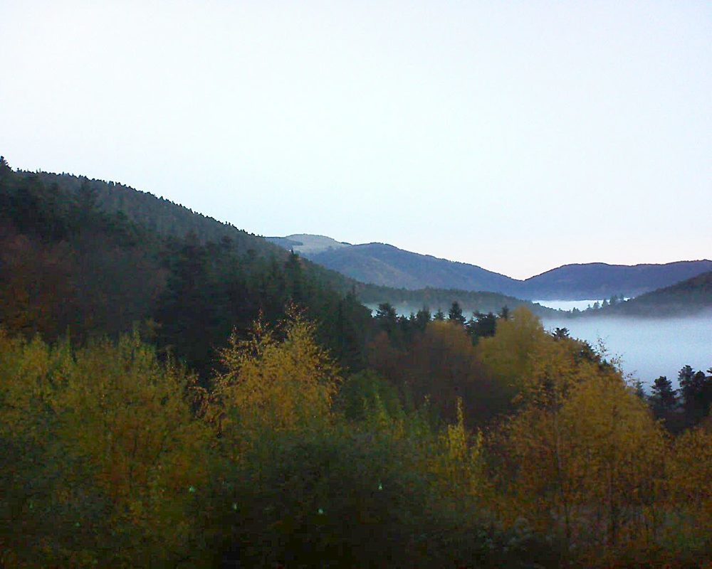 Le petit ballon vu depuis le Domaine Langmatt à Murbach le 15.11.2018 à 07:30 Le petit ballon (Alsace, Vosges) le 15.11.2018 à 07:30