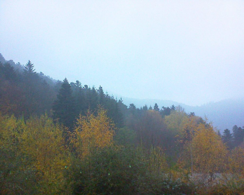 Le petit ballon vu depuis le Domaine Langmatt à Murbach le 17.11.2018 à 07:45 Le petit ballon (Alsace, Vosges) le 17.11.2018 à 07:45