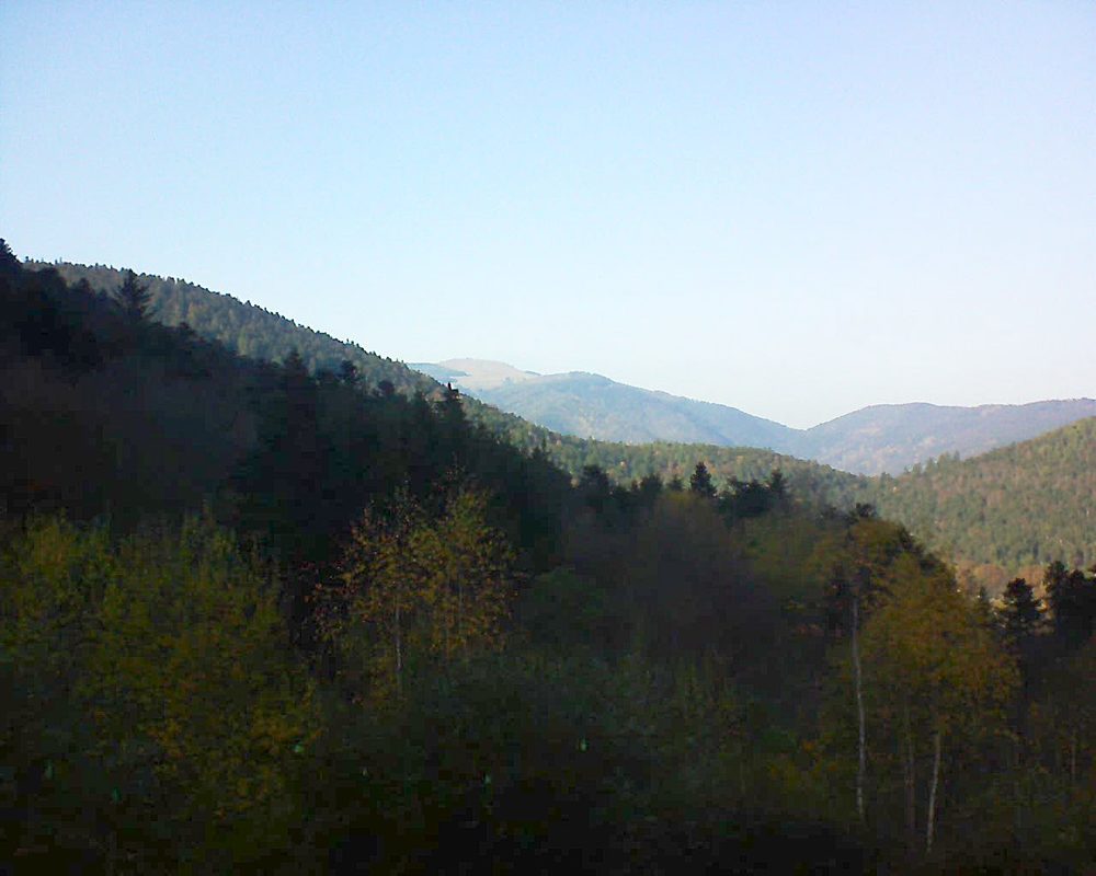 Le petit ballon vu depuis le Domaine Langmatt à Murbach le 18.11.2018 à 14:45 Le petit ballon (Alsace, Vosges) le 18.11.2018 à 14:45