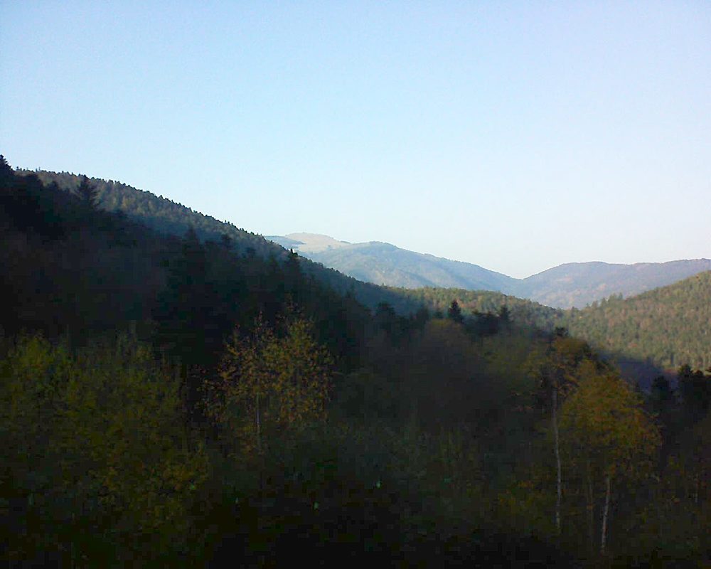 Le petit ballon vu depuis le Domaine Langmatt à Murbach le 18.11.2018 à 15:00 Le petit ballon (Alsace, Vosges) le 18.11.2018 à 15:00
