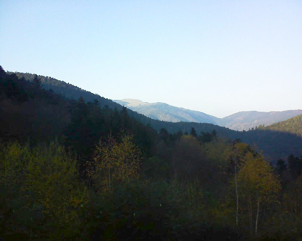Le petit ballon vu depuis le Domaine Langmatt à Murbach le 18.11.2018 à 15:15 Le petit ballon (Alsace, Vosges) le 18.11.2018 à 15:15