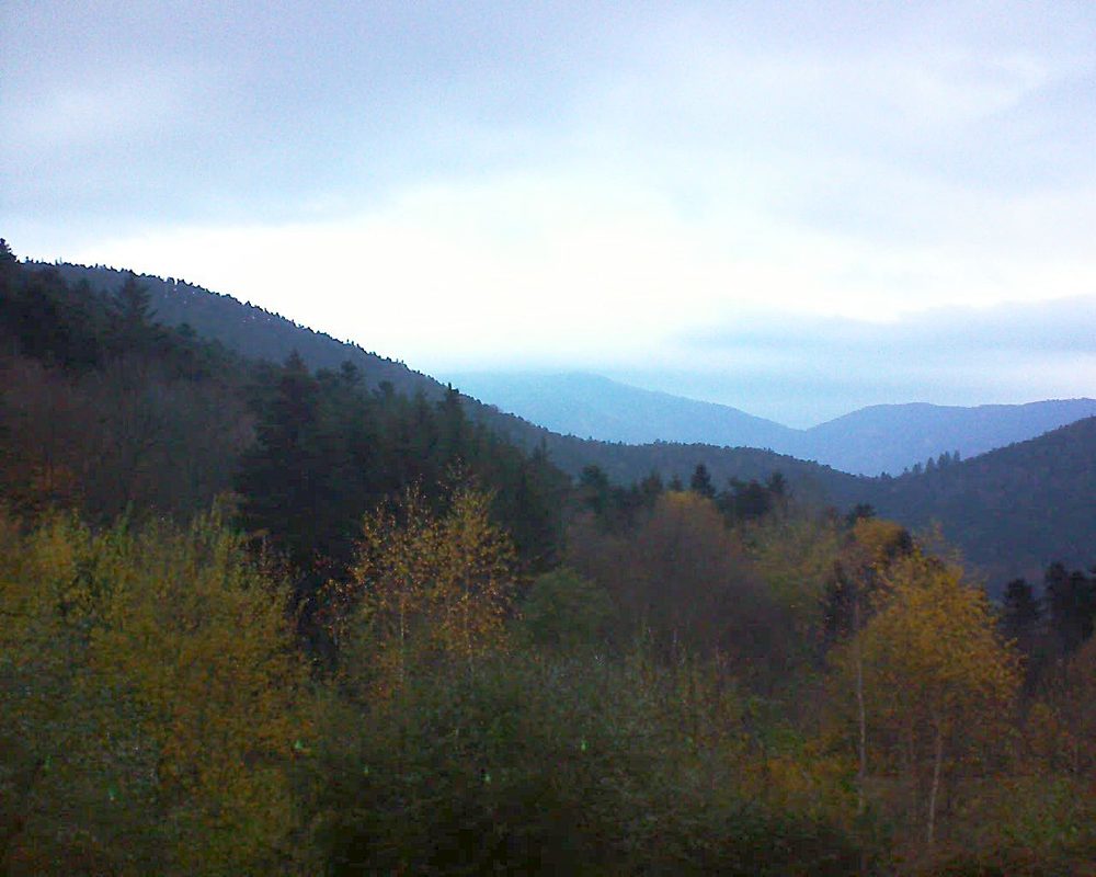 Le petit ballon vu depuis le Domaine Langmatt à Murbach le 19.11.2018 à 08:00 Le petit ballon (Alsace, Vosges) le 19.11.2018 à 08:00