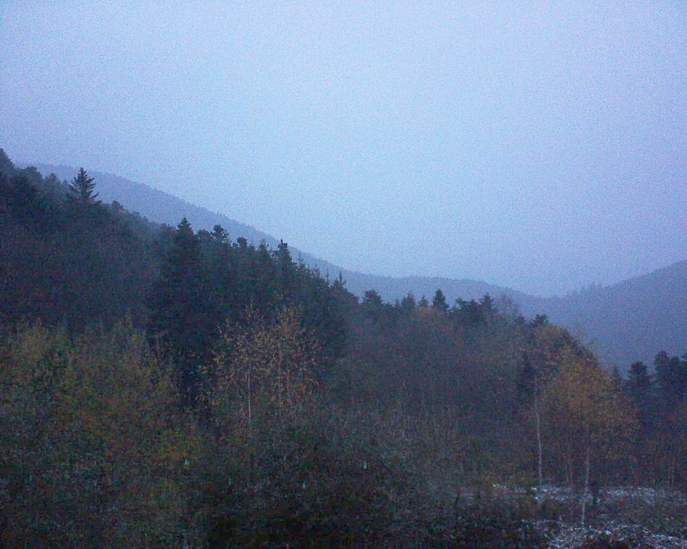 Le petit ballon vu depuis le Domaine Langmatt à Murbach le 20.11.2018 à 17:00 Le petit ballon (Alsace, Vosges) le 20.11.2018 à 17:00