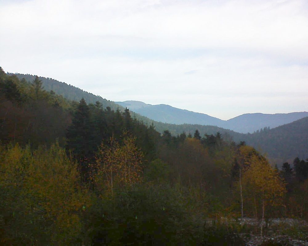 Le petit ballon vu depuis le Domaine Langmatt à Murbach le 21.11.2018 à 10:15 Le petit ballon (Alsace, Vosges) le 21.11.2018 à 10:15