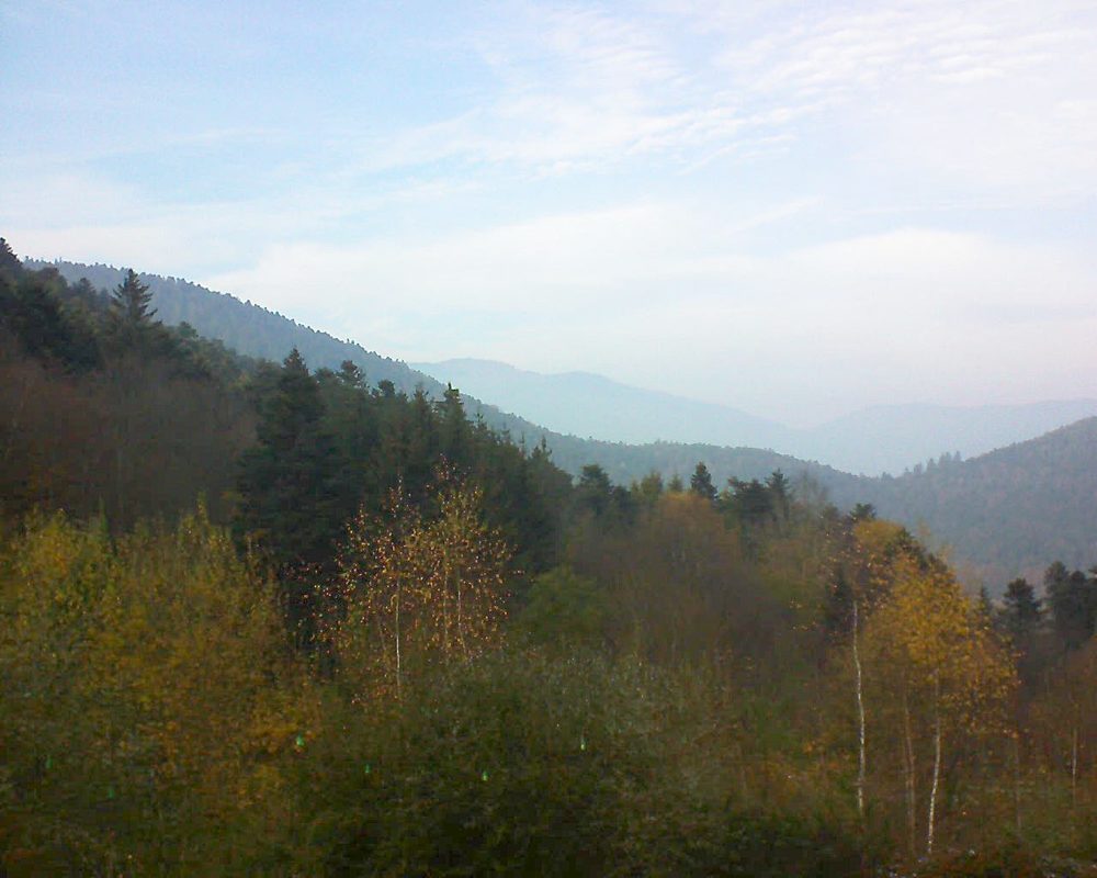 Le petit ballon vu depuis le Domaine Langmatt à Murbach le 21.11.2018 à 14:15 Le petit ballon (Alsace, Vosges) le 21.11.2018 à 14:15