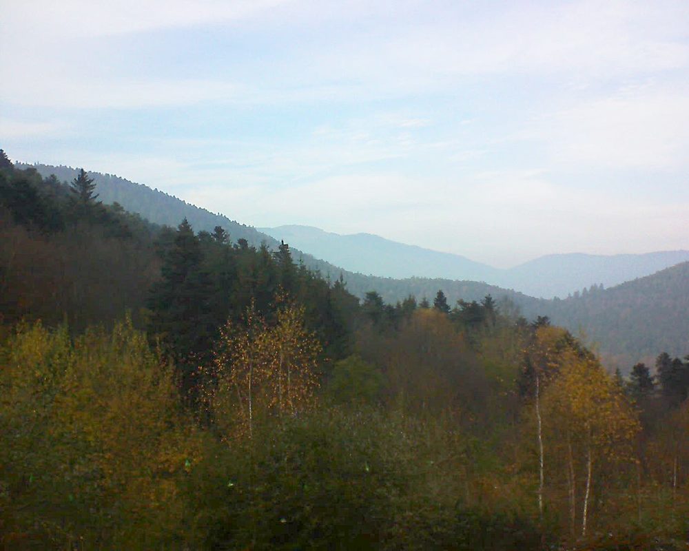 Le petit ballon vu depuis le Domaine Langmatt à Murbach le 21.11.2018 à 14:30 Le petit ballon (Alsace, Vosges) le 21.11.2018 à 14:30