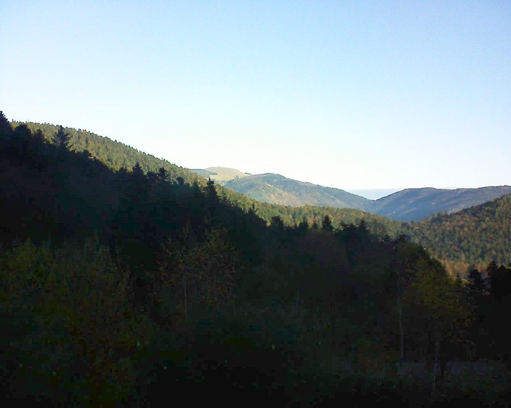 Le petit ballon vu depuis le Domaine Langmatt à Murbach le 22.11.2018 à 09:15 Le petit ballon (Alsace, Vosges) le 22.11.2018 à 09:15