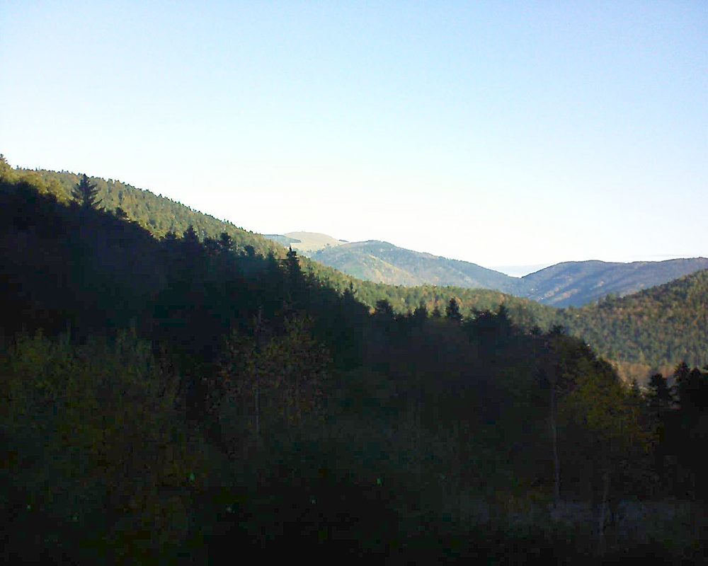 Le petit ballon vu depuis le Domaine Langmatt à Murbach le 22.11.2018 à 09:30 Le petit ballon (Alsace, Vosges) le 22.11.2018 à 09:30
