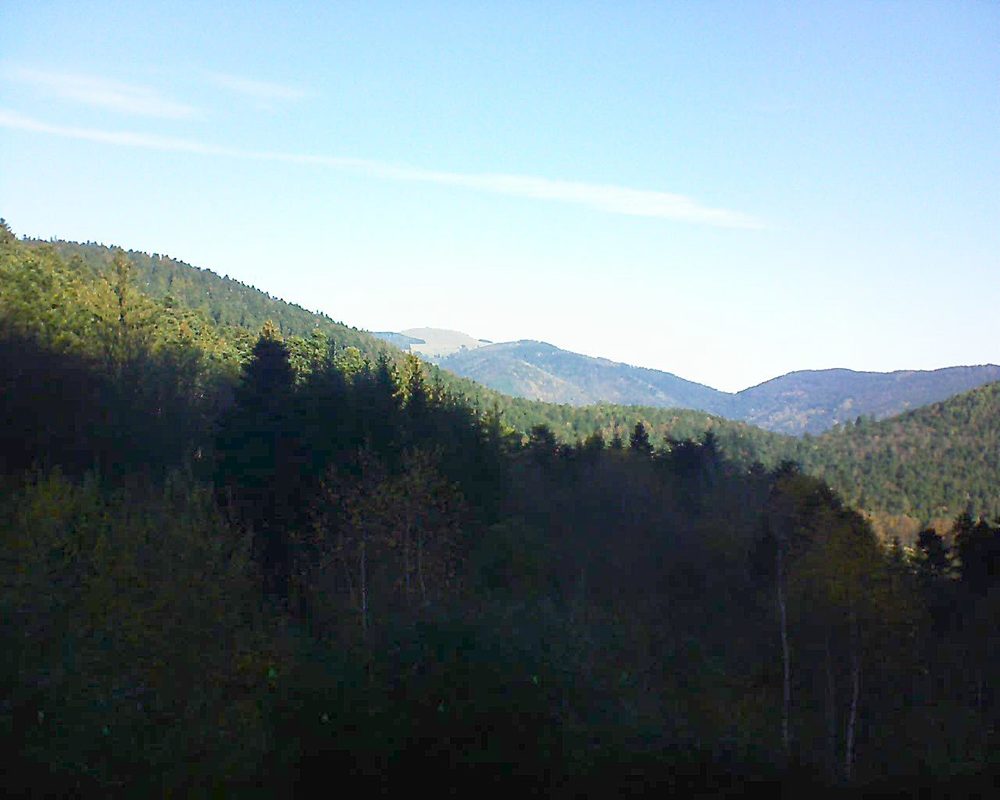 Le petit ballon vu depuis le Domaine Langmatt à Murbach le 23.11.2018 à 10:30 Le petit ballon (Alsace, Vosges) le 23.11.2018 à 10:30