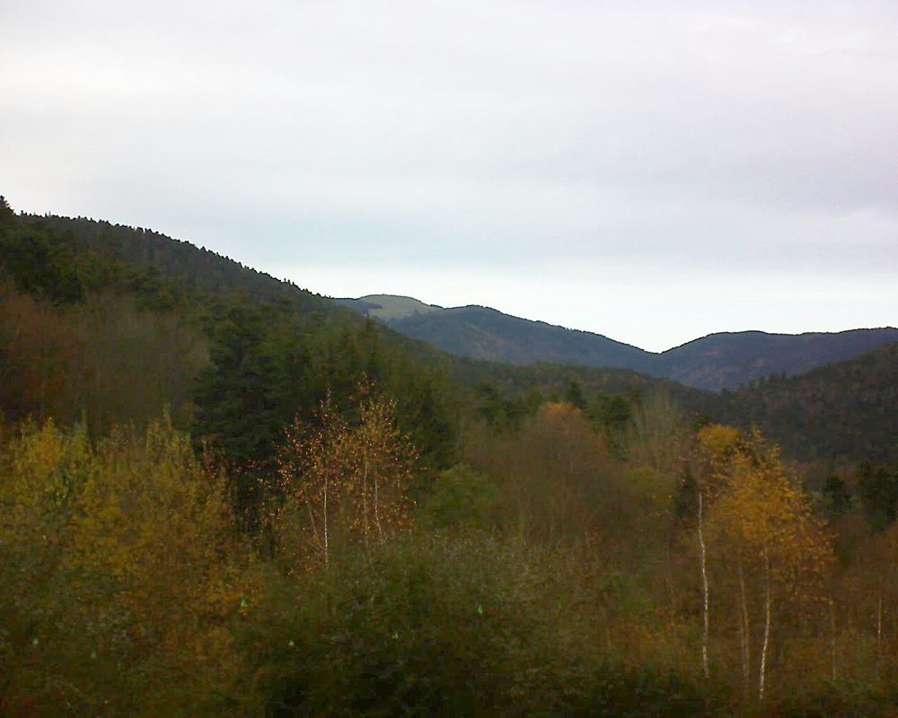 Le petit ballon vu depuis le Domaine Langmatt à Murbach le 23.11.2018 à 13:00 Le petit ballon (Alsace, Vosges) le 23.11.2018 à 13:00