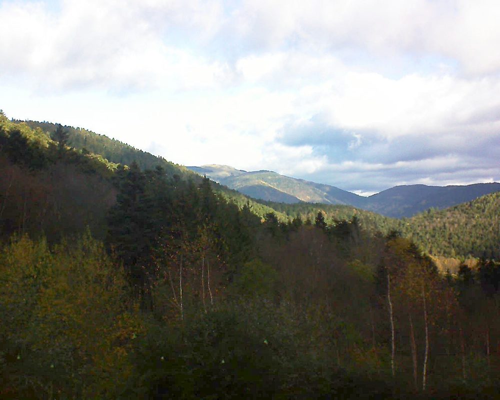 Le petit ballon vu depuis le Domaine Langmatt à Murbach le 24.11.2018 à 10:15 Le petit ballon (Alsace, Vosges) le 24.11.2018 à 10:15