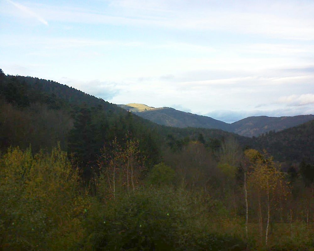 Le petit ballon vu depuis le Domaine Langmatt à Murbach le 24.11.2018 à 16:00 Le petit ballon (Alsace, Vosges) le 24.11.2018 à 16:00