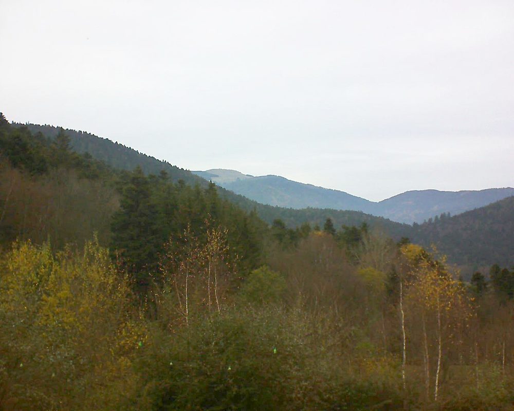 Le petit ballon vu depuis le Domaine Langmatt à Murbach le 25.11.2018 à 14:00 Le petit ballon (Alsace, Vosges) le 25.11.2018 à 14:00