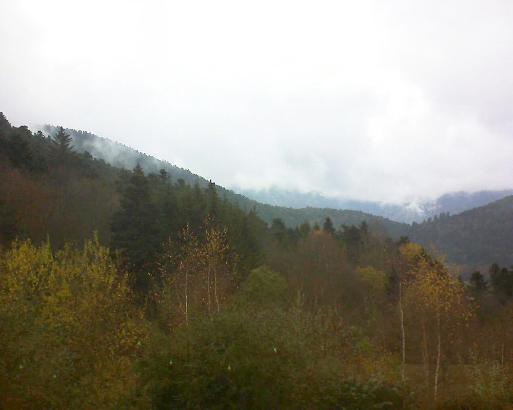 Le petit ballon vu depuis le Domaine Langmatt à Murbach le 26.11.2018 à 13:45 Le petit ballon (Alsace, Vosges) le 26.11.2018 à 13:45