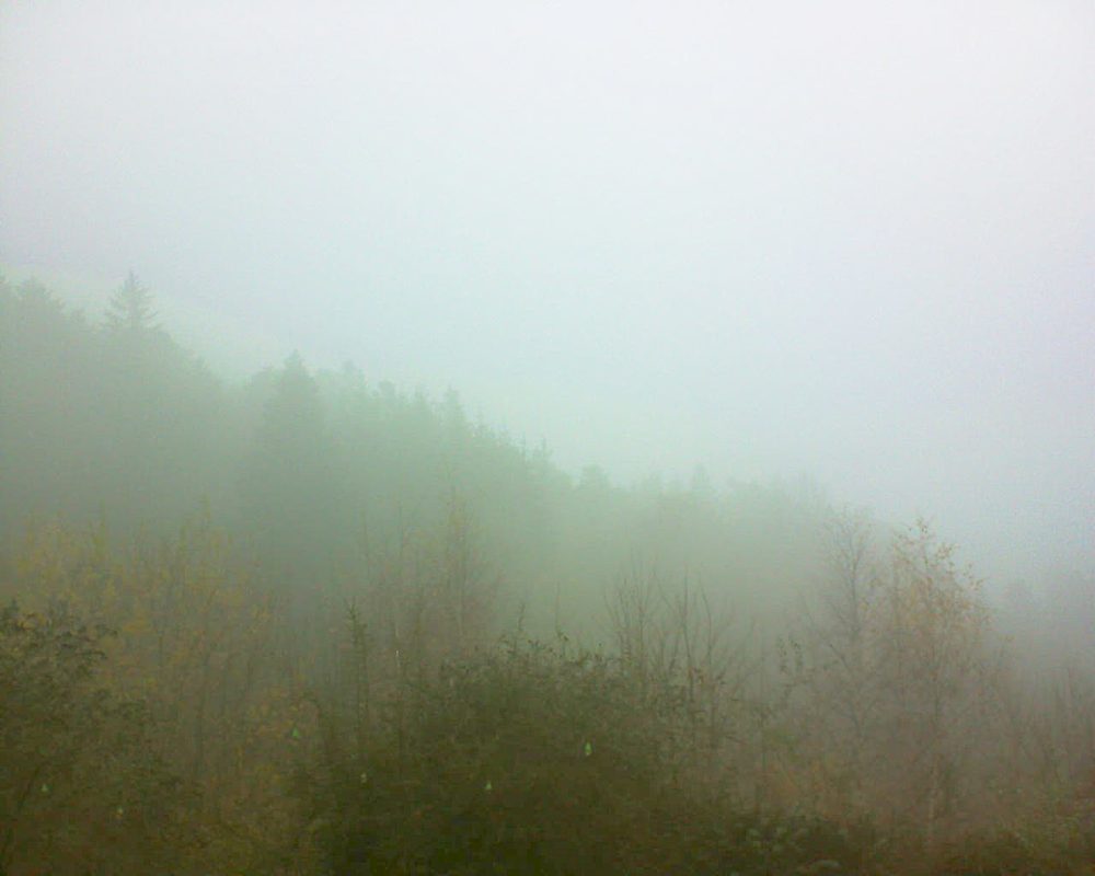 Le petit ballon vu depuis le Domaine Langmatt à Murbach le 27.11.2018 à 14:30 Le petit ballon (Alsace, Vosges) le 27.11.2018 à 14:30