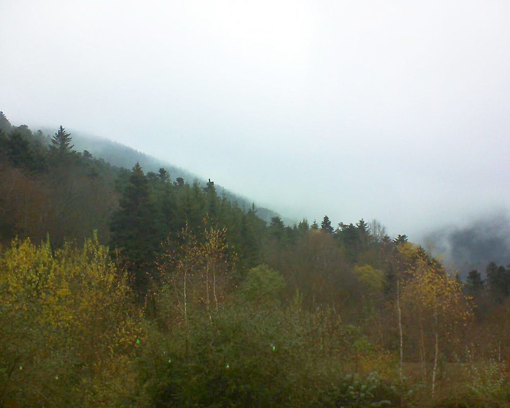 Le petit ballon vu depuis le Domaine Langmatt à Murbach le 27.11.2018 à 14:45 Le petit ballon (Alsace, Vosges) le 27.11.2018 à 14:45