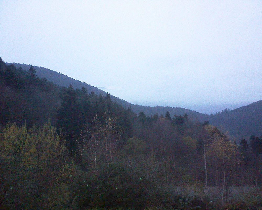 Le petit ballon vu depuis le Domaine Langmatt à Murbach le 28.11.2018 à 07:45 Le petit ballon (Alsace, Vosges) le 28.11.2018 à 07:45