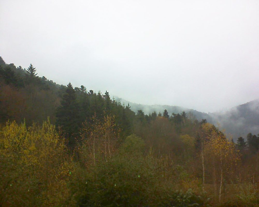 Le petit ballon vu depuis le Domaine Langmatt à Murbach le 28.11.2018 à 10:45 Le petit ballon (Alsace, Vosges) le 28.11.2018 à 10:45