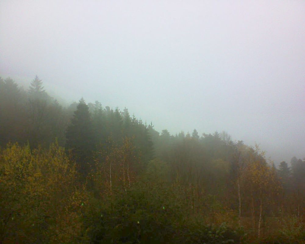 Le petit ballon vu depuis le Domaine Langmatt à Murbach le 28.11.2018 à 13:00 Le petit ballon (Alsace, Vosges) le 28.11.2018 à 13:00