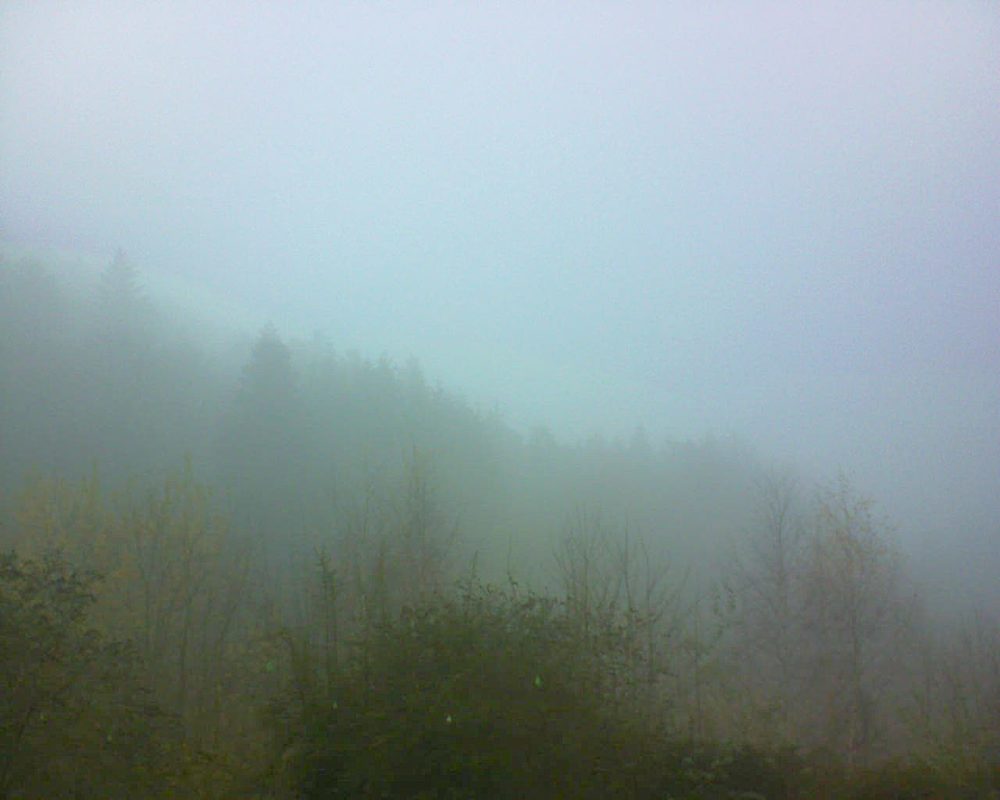 Le petit ballon vu depuis le Domaine Langmatt à Murbach le 30.11.2018 à 15:45 Le petit ballon (Alsace, Vosges) le 30.11.2018 à 15:45